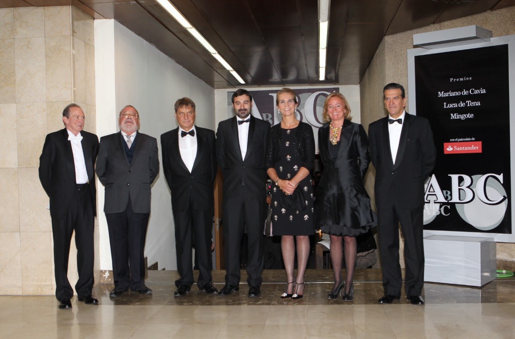Fernando Savater, Claudio Magris y Javier Arcenillas, premios Cavia, Luca de Tena y Mingote