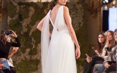 Elegancia y exclusividad sobre la pasarela en el desfile de Mujerhoy Novias Couture 2016