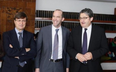 Óscar Campillo: «Nos daremos cuenta del peligro de las redes sociales y volveremos a buscar la información de referencia»