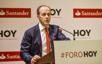 El consejero delegado del Banco Santander participa en el Foro de Hoy