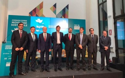Expertos debaten sobre el futuro de los coches eléctricos Jornada sobre Movilidad Sostenible organizada SUR