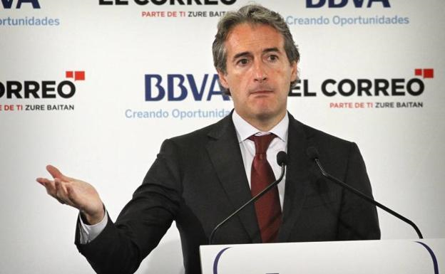 El Ministro De la Serna participa en el Foro Expectativas Económicas organizado por EL CORREO y el BBVA