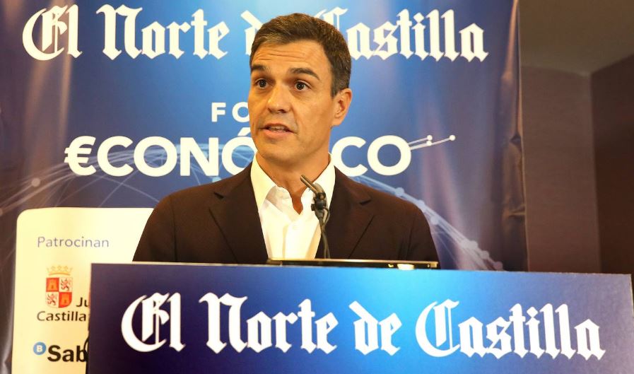 Pedro Sánchez participa en El Foro Económico de El Norte de Castilla ante una centena de empresarios de la comunidad