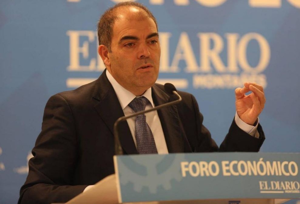 Lorenzo Amor, presidente de ATA participa en el Foro Económico de El Diario Montañés