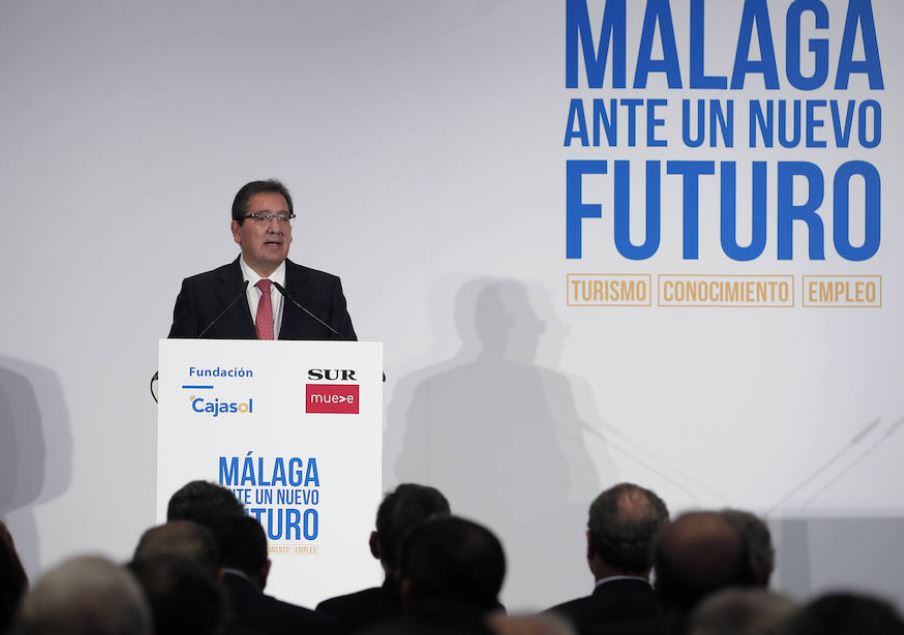 El ministro Álvaro Nadal participa en el Foro de Sur ‘Málaga hacia un nuevo futuro’