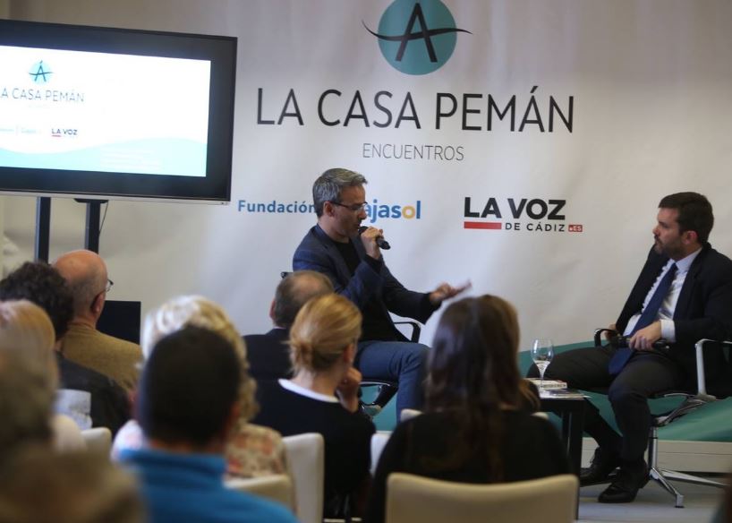 El profesor estrella de Youtube participa en los encuentros en la Casa Pemán’, organizados por LA VOZ