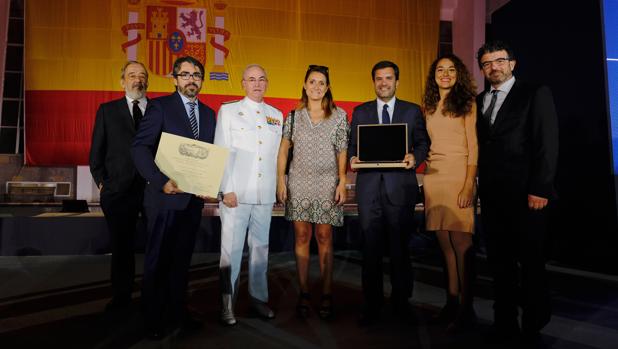 La Armada Española premia a La Voz de Cádiz y a Jesús García Calero