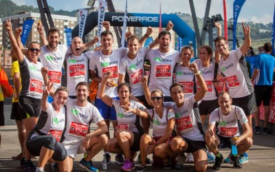 Un millar de personas participan la I Carrera de Empresas de El Correo