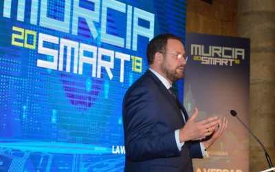 Expertos exponen fórmulas para construir ciudades más inteligentes en la jornada Murcia Smart 2018