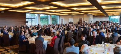 El presidente del Ejecutivo riojano habla del crecimiento económico con desarrollo social en el foro de La Rioja