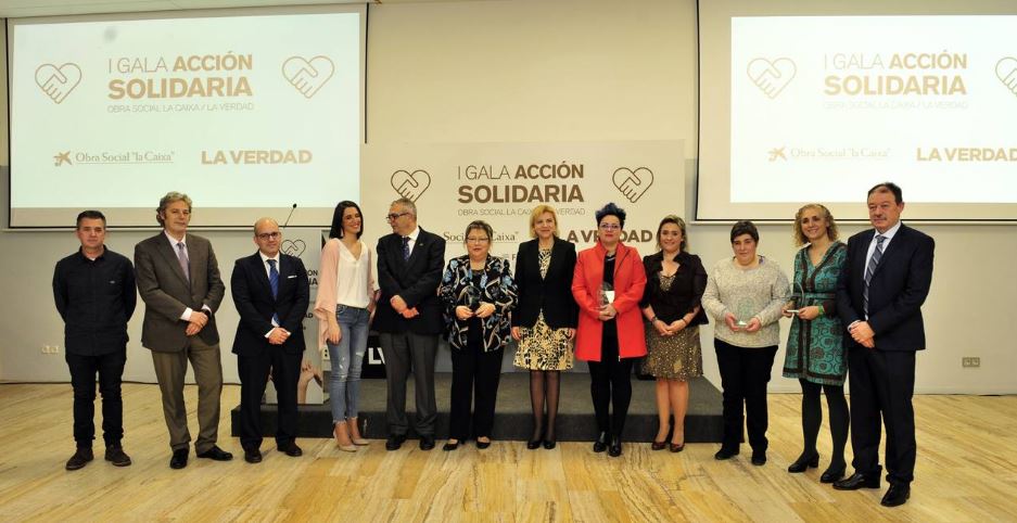 ‘La Verdad’ y CaixaBank reconocen la «encomiable» labor de cinco asociaciones de la Región