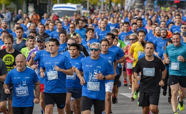 Unos mil atletas se dan cita en la octava edición de la Carrera Popular de El Diario Montañés