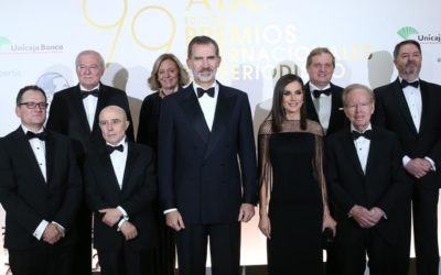 El Rey en los Premios Cavia: «El reloj del buen periodismo nunca se para y menos en la Casa de ABC»