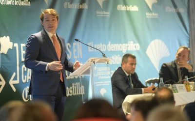 El presidente de Castilla y León participa en los Encuentros de El Norte de Castilla
