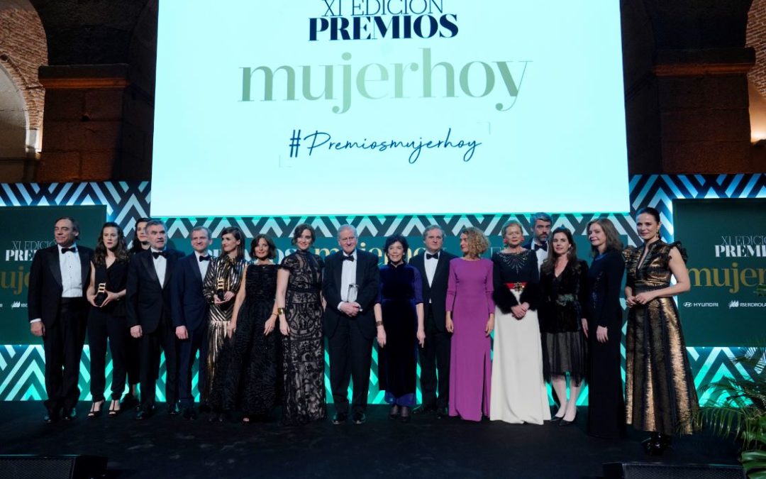 Elena Ochoa Foster, Paz Vega y Las Guerreras premiadas en la XI edición de los Premios Mujerhoy