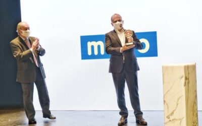 Vocento recoge el Premio de Hostelería de España como entidad que más colabo-ra en el desarrollo del sector